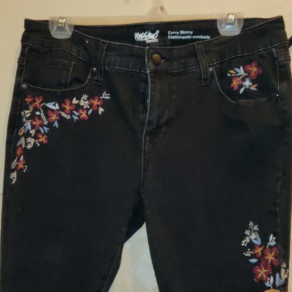 Mossimo Curvy Skinny Jeans